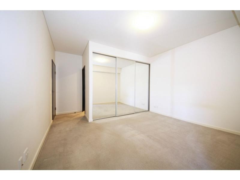 201/8 Nuvolari Place, Wentworth Point NSW 2127