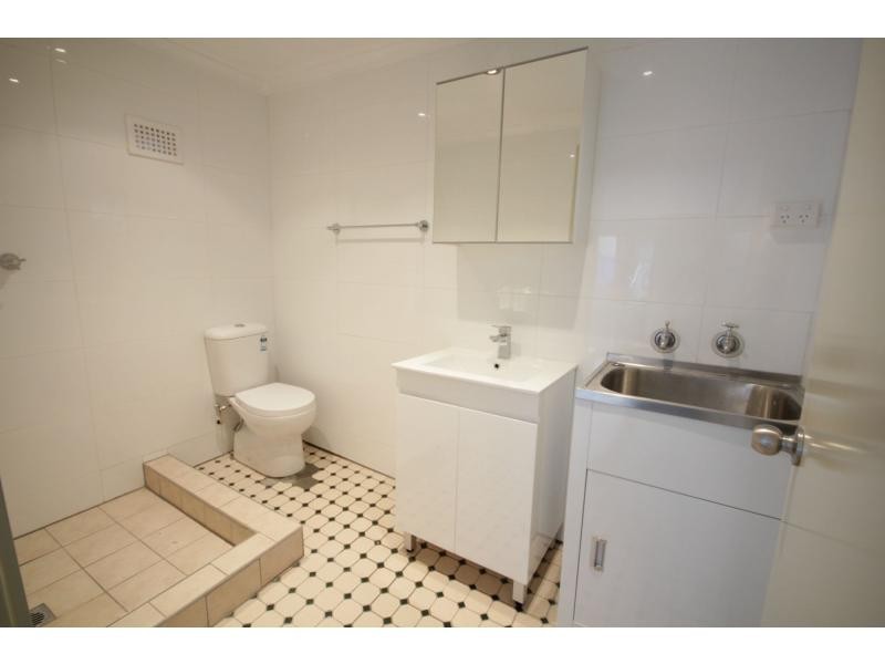 1/10 Premier Street, Marrickville NSW 2204