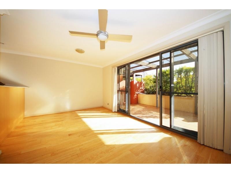 28/15 Begonia Street, Pagewood NSW 2035