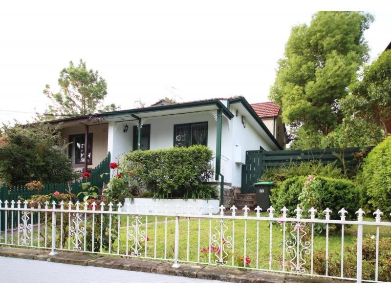 33 Ness Avenue, Dulwich Hill NSW 2203