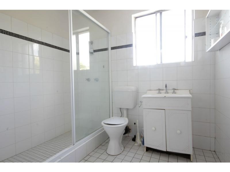 2/117 Petersham Road, Marrickville NSW 2204