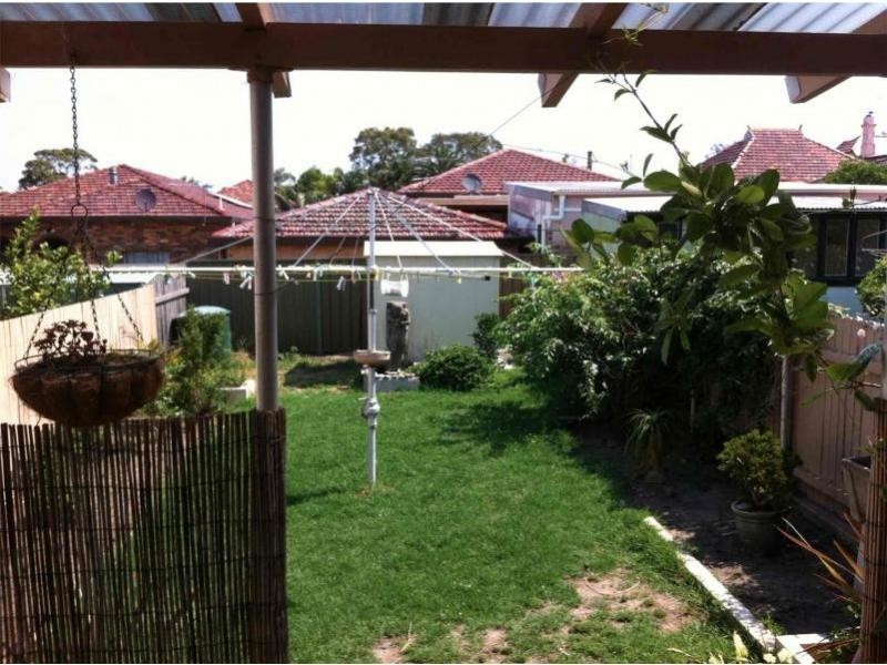 70 WARREN Road, Marrickville NSW 2204