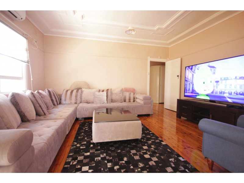 43 Pasadena Street, Monterey NSW 2217