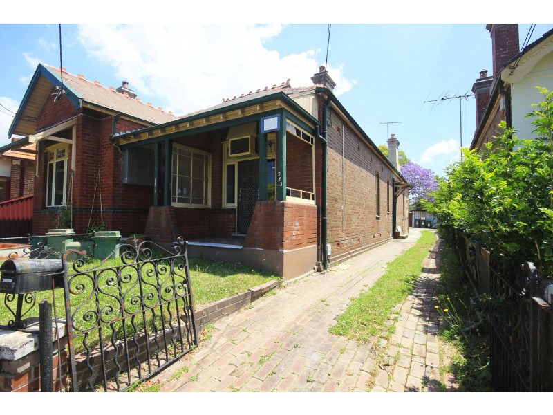 263 Livingstone Road, Marrickville NSW 2204