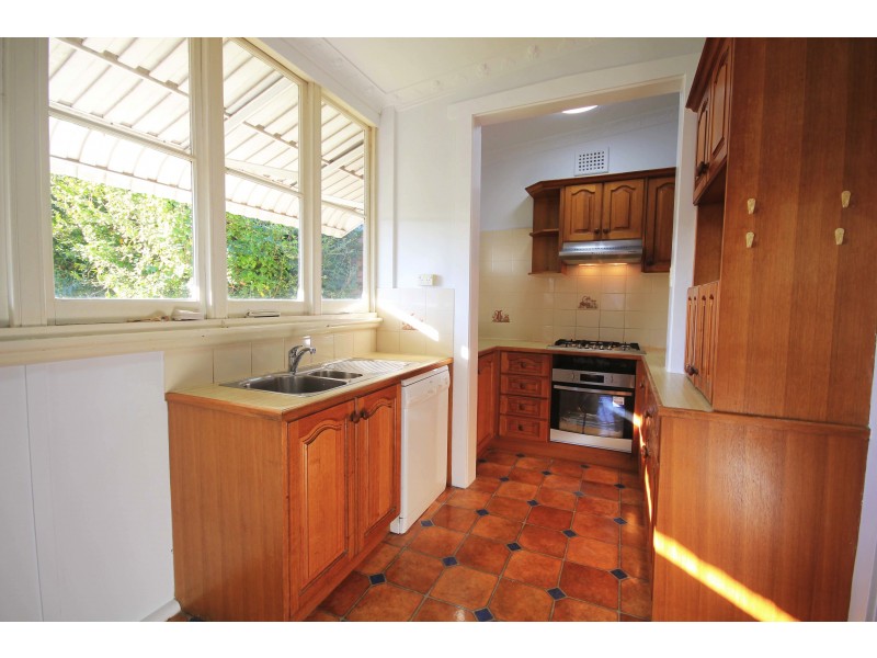 4 Parker Ave, Earlwood NSW 2206