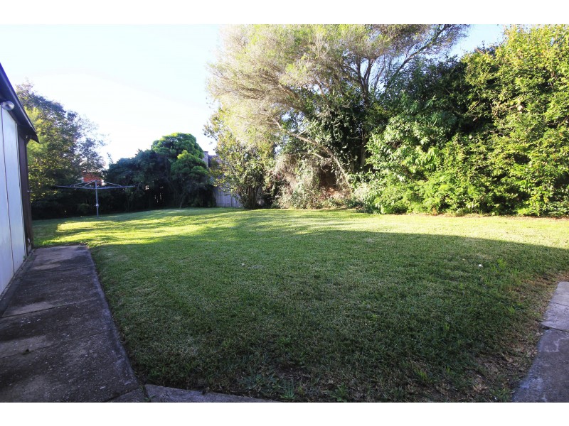 4 Parker Ave, Earlwood NSW 2206