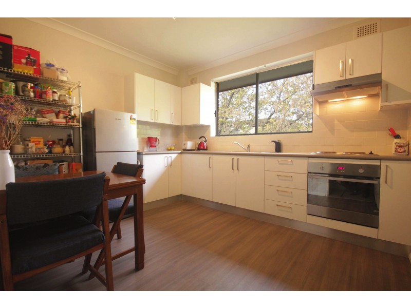 11/11 Arthur St, Marrickville NSW 2204