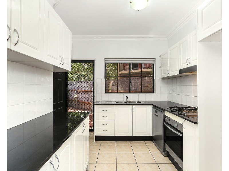 10/100 Carlton Cres, Summer Hill NSW 2130
