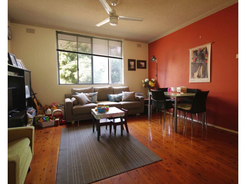 2/53 Wardell Road, Petersham NSW 2049