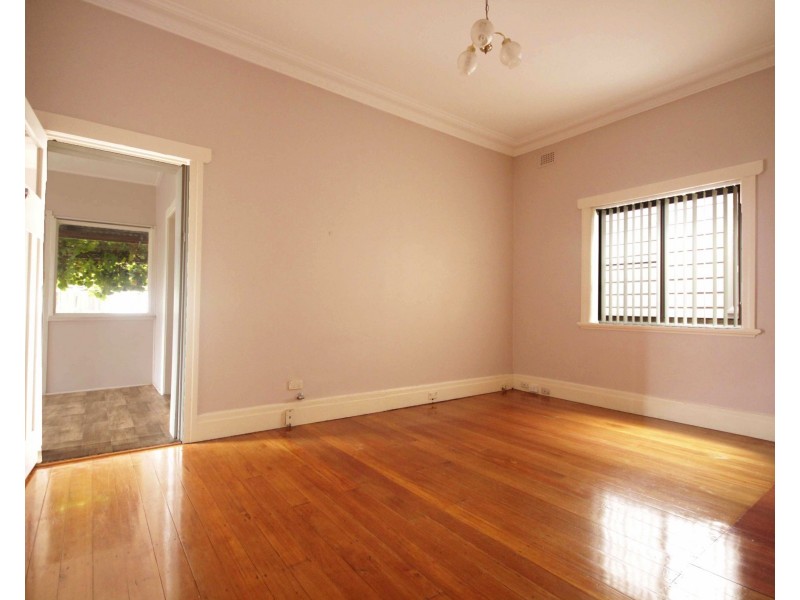 2 Tramway St, Tempe NSW 2044