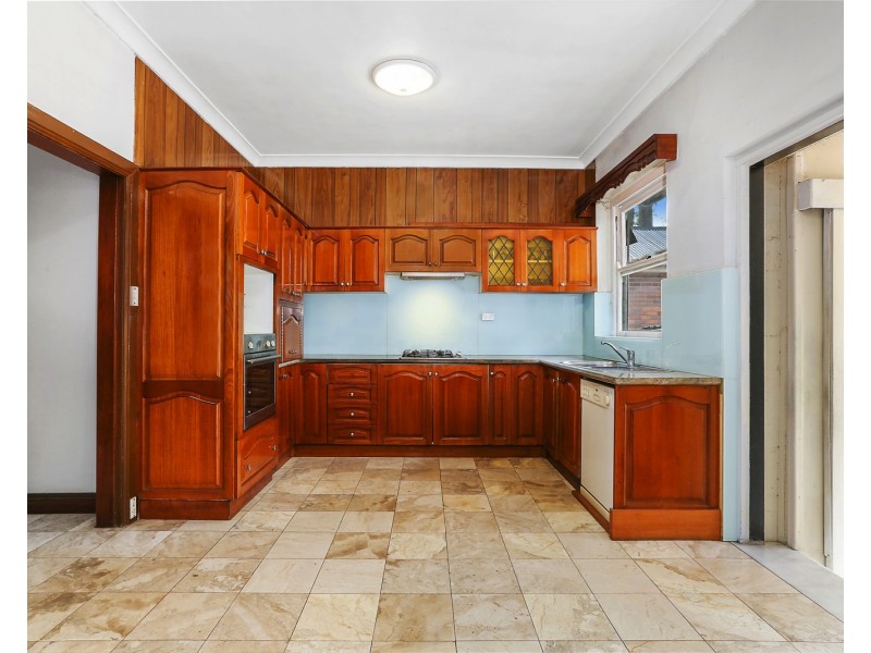 8 Ashton Avenue, Earlwood NSW 2206