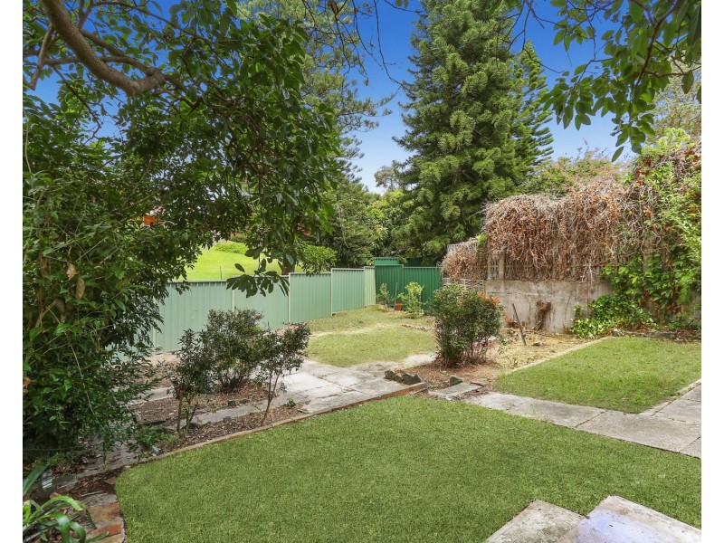 8 Ashton Avenue, Earlwood NSW 2206