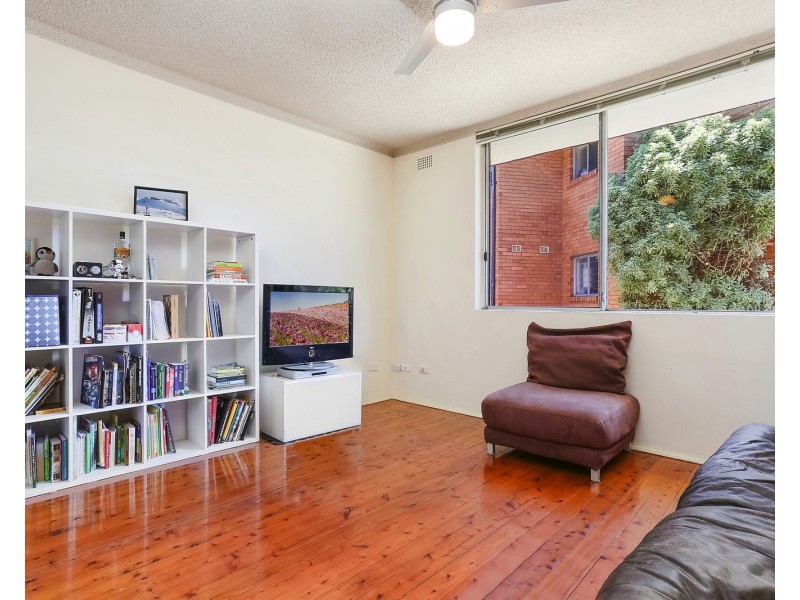 2/53 Wardell Road, Lewisham NSW 2049