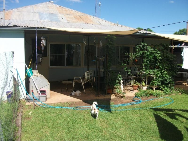 4 Poincaire Street, Trangie NSW 2823