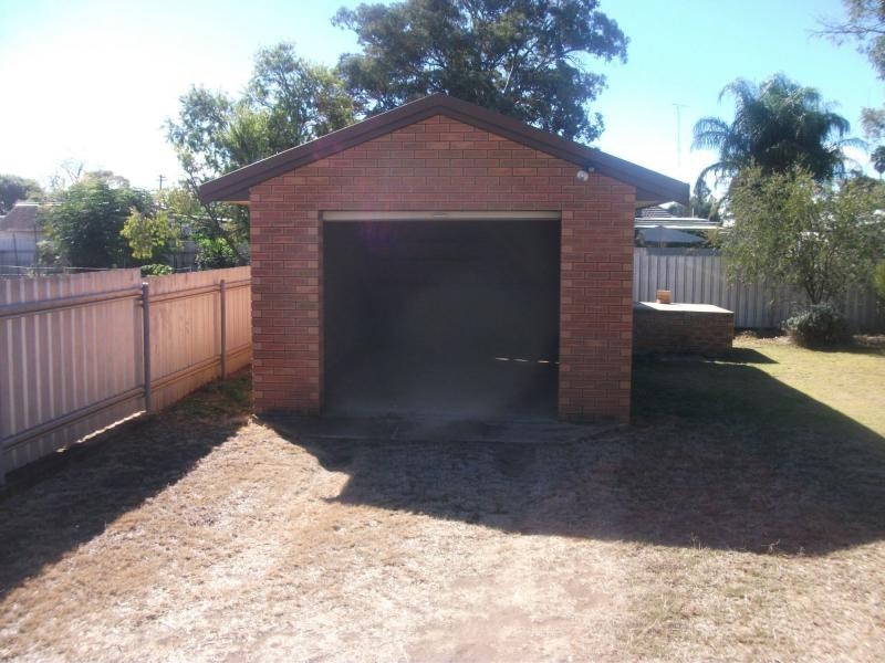 96 Cathundril Street, Nyngan NSW 2825