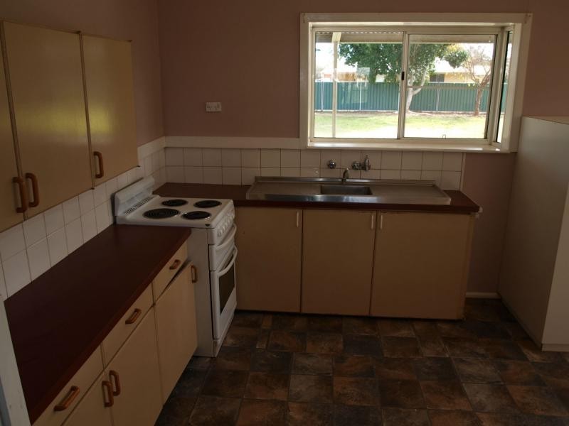41 John Street, Trangie NSW 2823