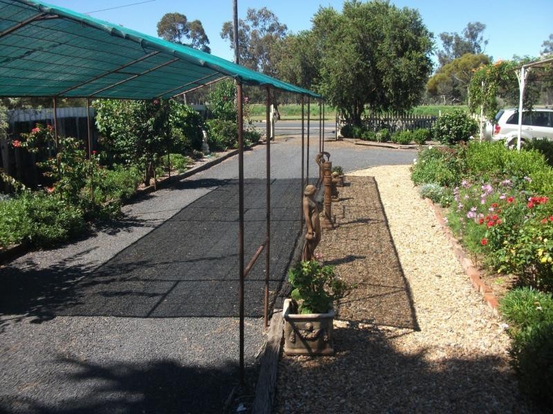 165 Mitchell Highway, Trangie NSW 2823
