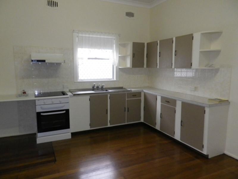 West Kempsey NSW 2440