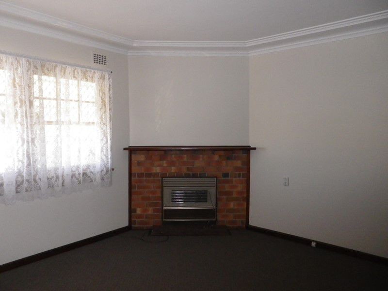 2 Greenfields Avenue, Kempsey NSW 2440