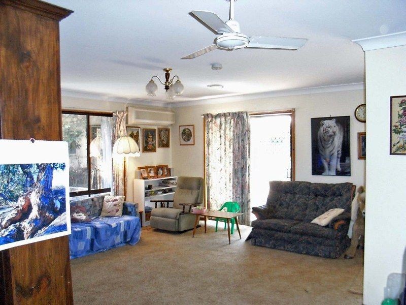 10 Lindsay Place, Kempsey NSW 2440