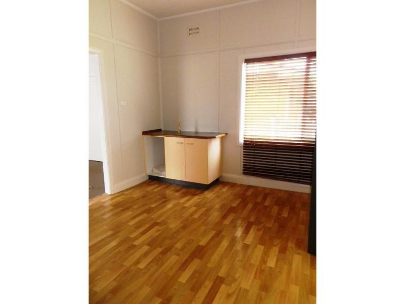 38 Marsh Street, West Kempsey NSW 2440