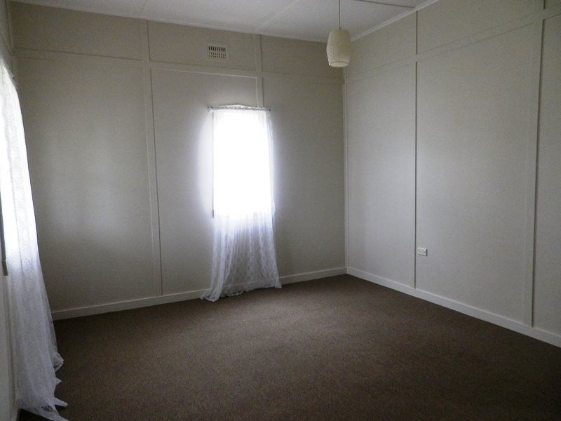 38 Marsh Street, West Kempsey NSW 2440