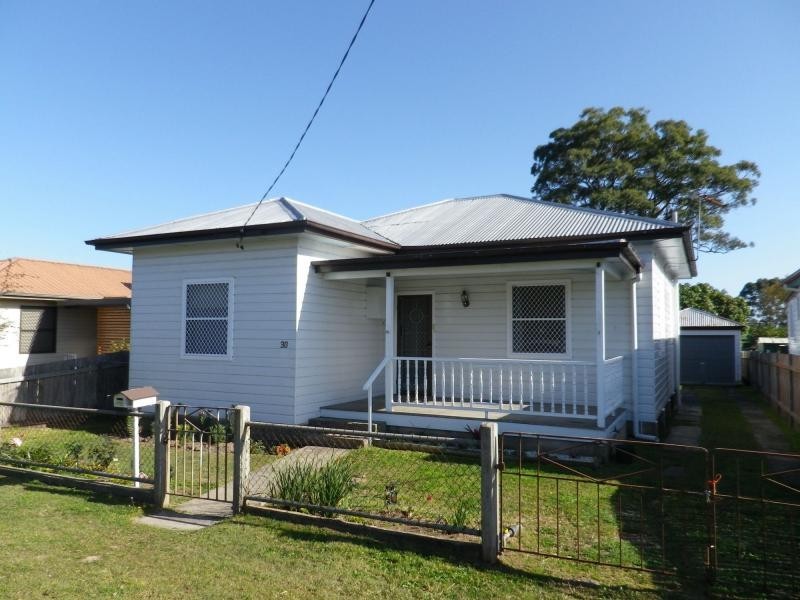 30 Tabrett Street, West Kempsey NSW 2440
