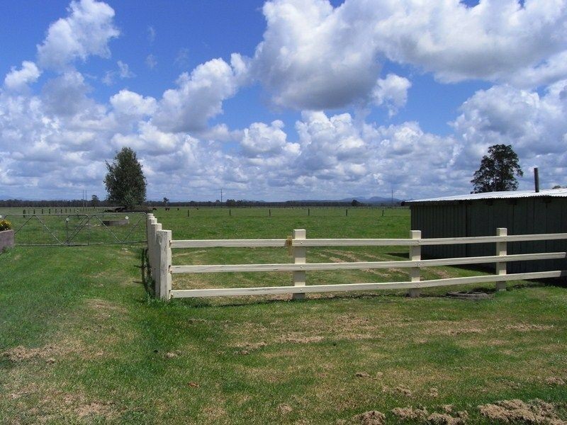 143 Sutherlands Lane, Bellimbopinni NSW 2440
