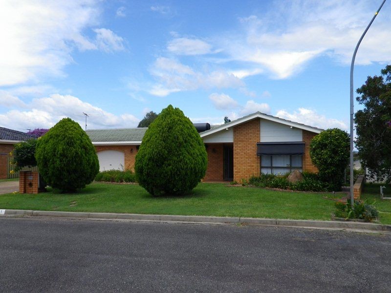 1 Ronald Robinson Place, Kempsey NSW 2440