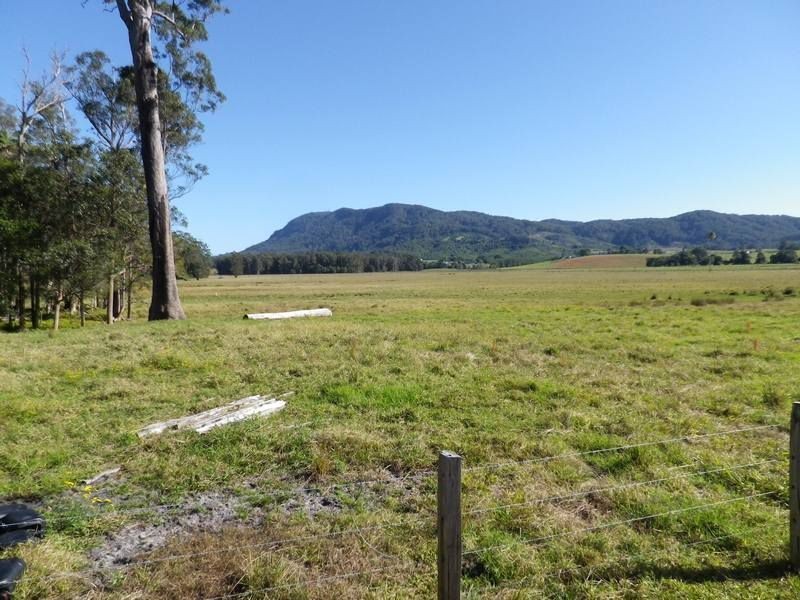 1, 17 Stuarts Point Road, Yarrahapinni Via, Kempsey NSW 2440