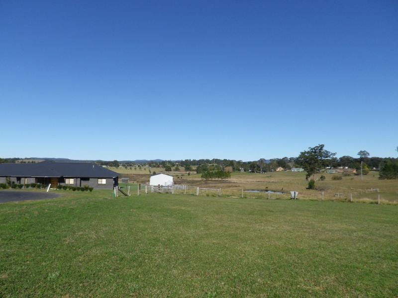 24 McPhillips Place, Kempsey NSW 2440