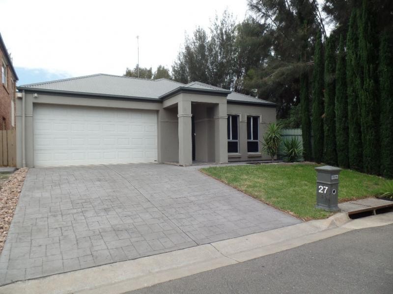 27 Swan Circuit, Mawson Lakes SA 5095