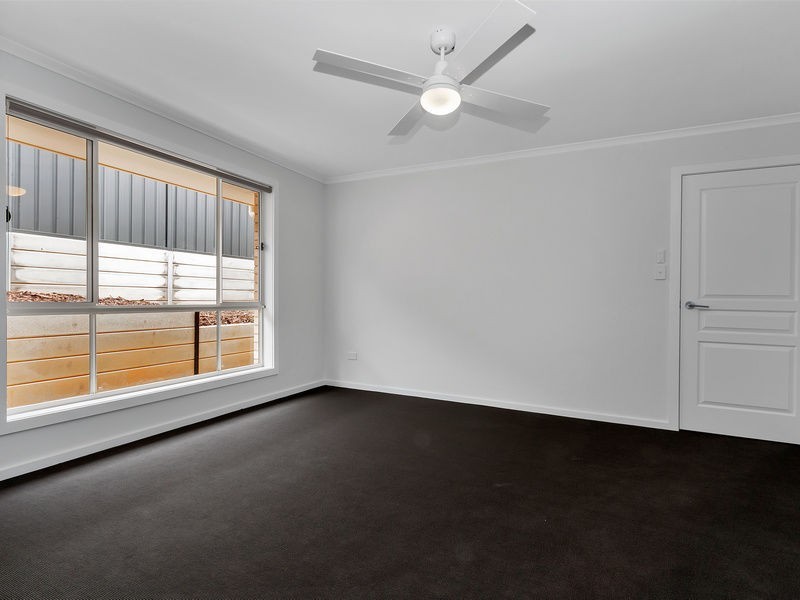 8 Vista Court, Hillbank SA 5112