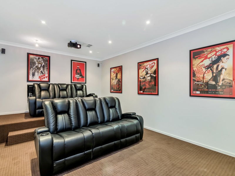 14 St Kitts Place, Mawson Lakes SA 5095