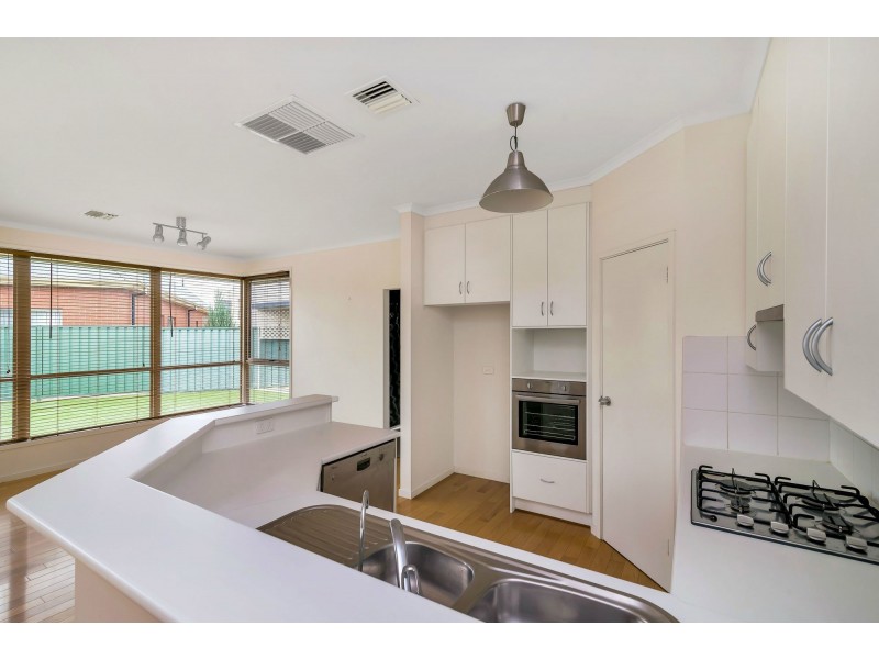 12 Bimini Crescent, Mawson Lakes SA 5095