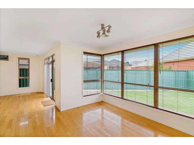 12 Bimini Crescent, Mawson Lakes SA 5095