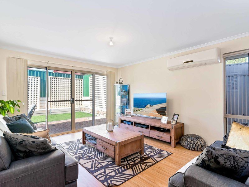 32 Camelot Drive, Blakeview SA 5114