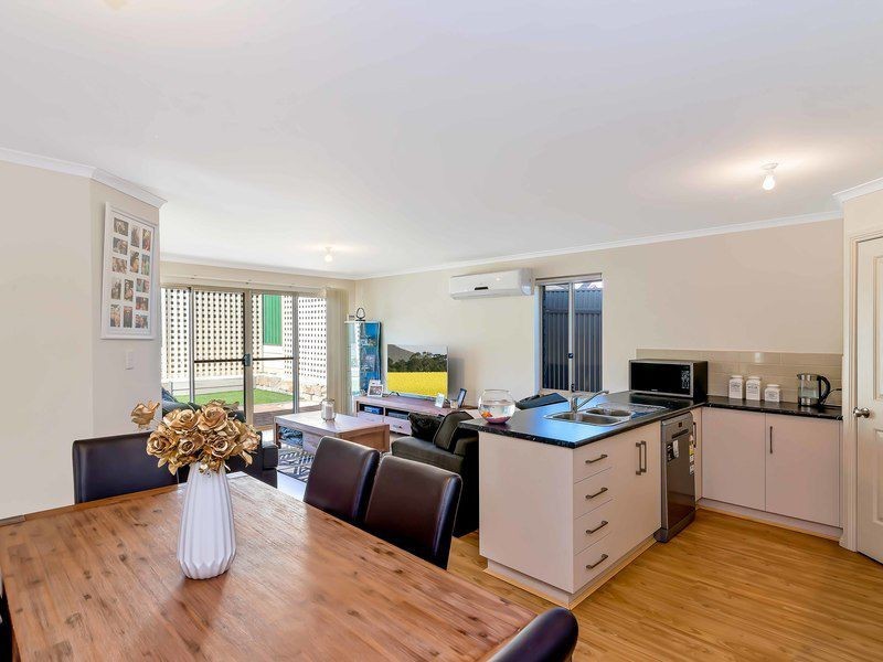 32 Camelot Drive, Blakeview SA 5114