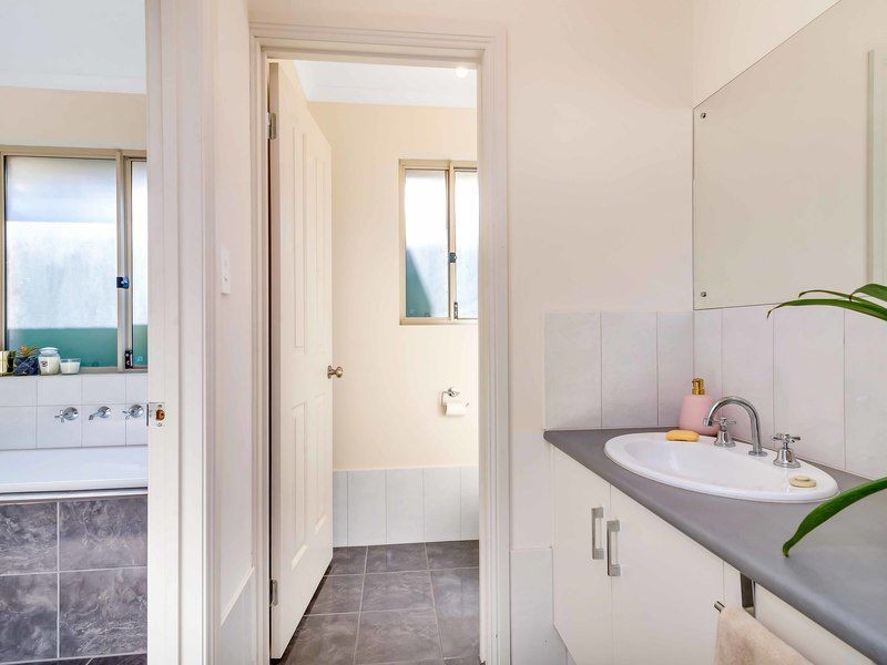 32 Camelot Drive, Blakeview SA 5114