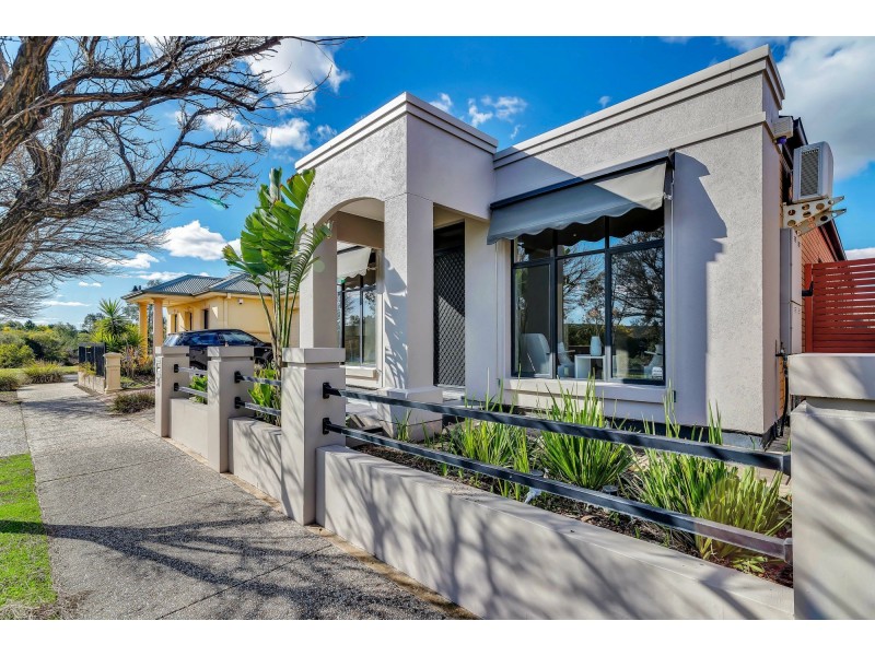 30A Mallard Crescent, Mawson Lakes SA 5095