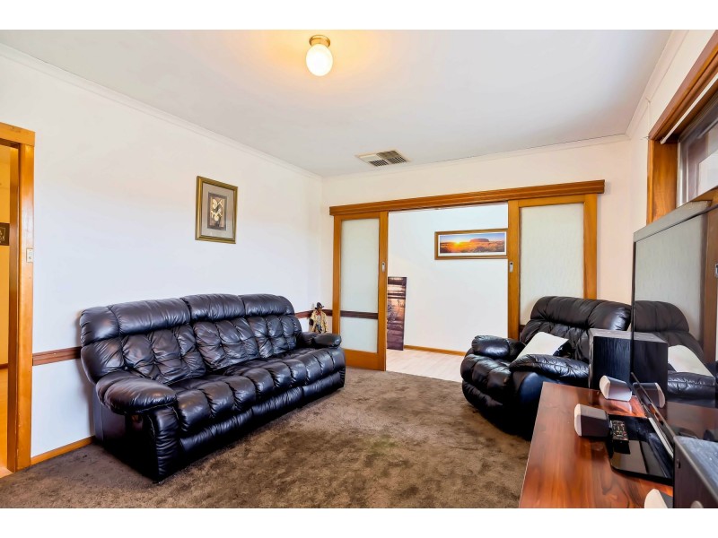 18 Boronia Avenue, Salisbury East SA 5109