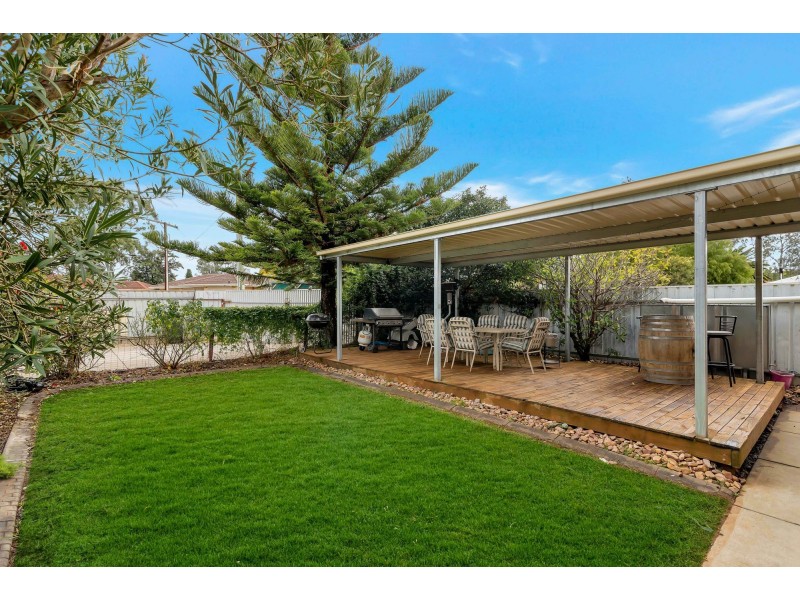 18 Boronia Avenue, Salisbury East SA 5109