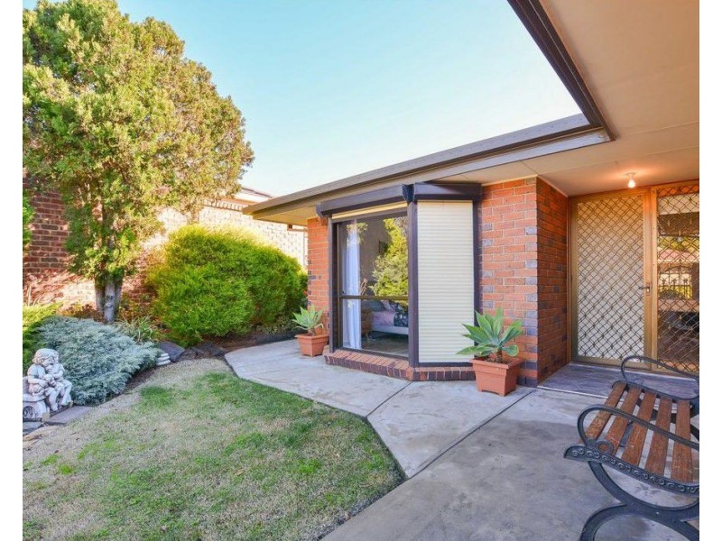 19 Frontignac Court, Wynn Vale SA 5127