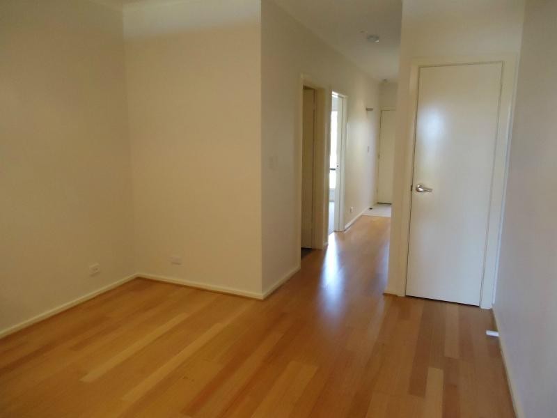 2/39 Windermere Crescent, Mawson Lakes SA 5095