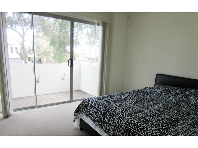 5/55 Grasswren Way, Mawson Lakes SA 5095