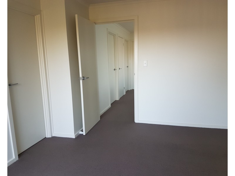 10/55 Grasswren Way, Mawson Lakes SA 5095