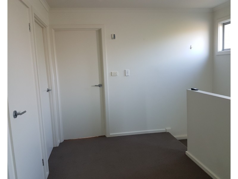10/55 Grasswren Way, Mawson Lakes SA 5095