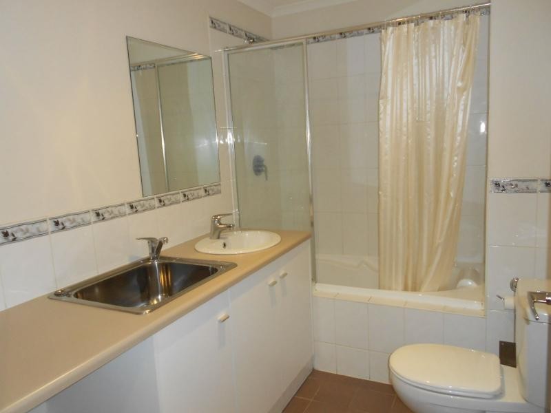 1/39 Windermere Crescent, Mawson Lakes SA 5095