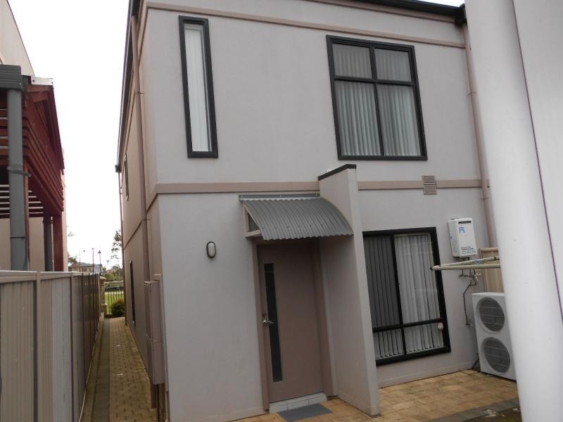 1/39 Windermere Crescent, Mawson Lakes SA 5095