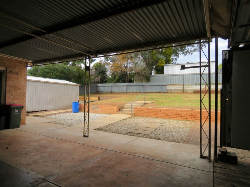 21 Stevens Drive, Ridgehaven SA 5097